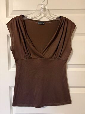 Vixen Brown Glitter V-Neck Cap Sleeve Top